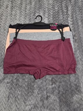 Women’s 4-Pack Seamless Boyshorts - Burgundy, Gray, Peach, Black